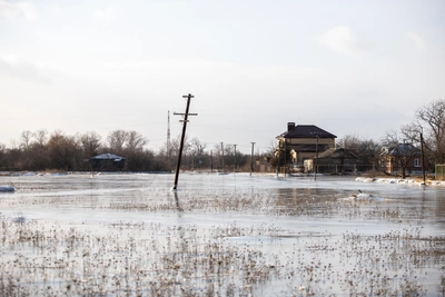МЧС: ветер угрожает затоплением поселков у Дона