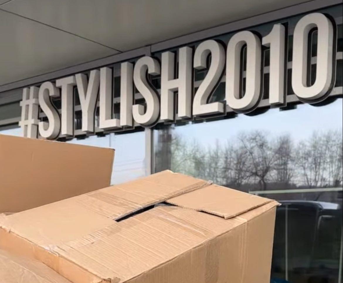 «Не можем оставаться на месте». В Челябинске закрылся культовый магазин одежды, проработавший 16 лет