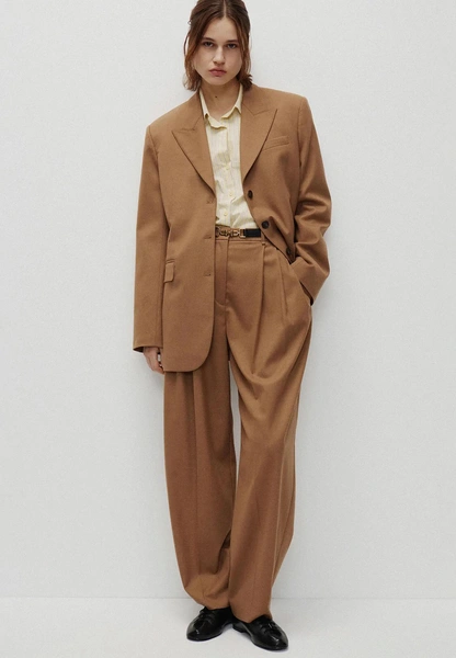 Что такое стиль Glamoratti и почему все так рады его возвращению?