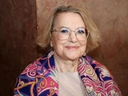Дочь выводили под руки, Валюшкина плакала на сцене: в Москве простились с Валентиной Талызиной