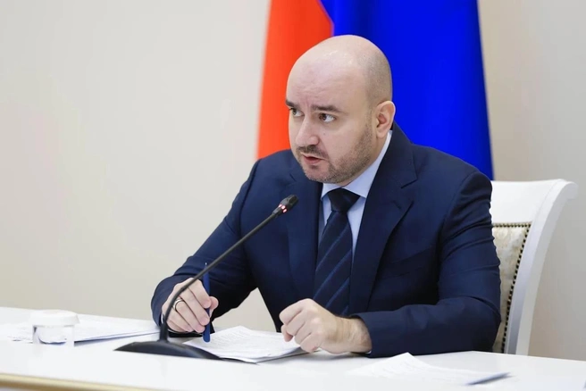 Глава региона подписал необходимые документы | Источник: Вячеслав Федорищев / Max.ru