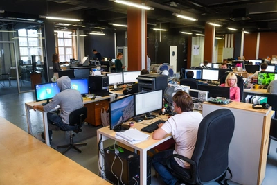 Lawmaker Proposes One-Hour Shorter Workday for Mothers of Many Children