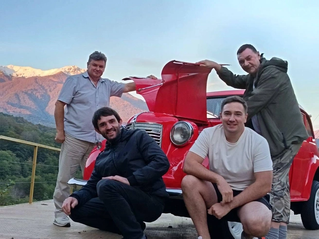 Во время командировки в Абхазию выпадала возможность отдохнуть | Источник: архив Сергея Опарина