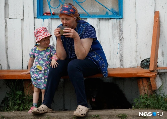 Животноводство на селе создает рабочие места для женщин и людей в возрасте. Без него людям сложно будет найти работу | Источник: Андрей Бортко / NGS.RU