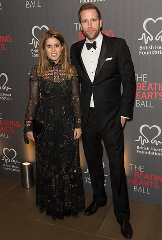 Сара Фергюсон и принцесса Беатрис посетили благотворительный бал в Лондоне