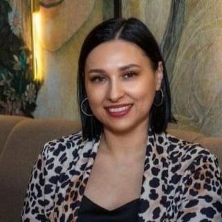 <p>Марина Цветкова</p>