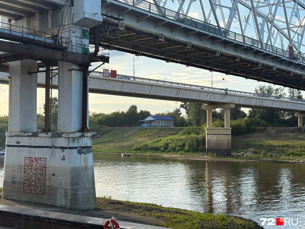 А ведь недавно QR-код был почти полностью скрыт под водой | Источник: Мария Токмакова / 72.RU