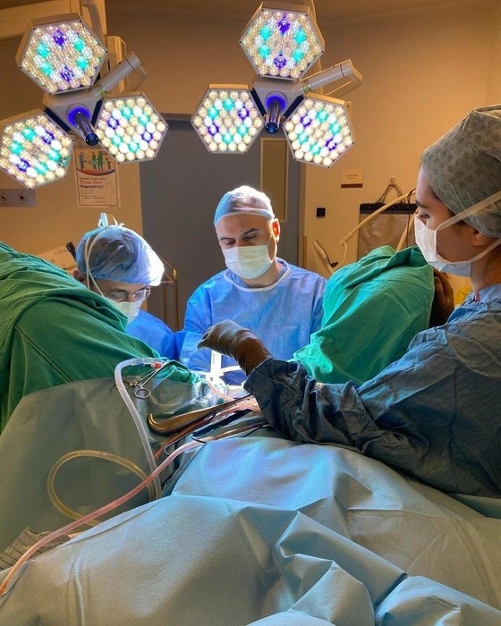 Консультация будет полезна пациенткам, которым рекомендовано хирургическое лечение | Источник: сеть клиник Acıbadem