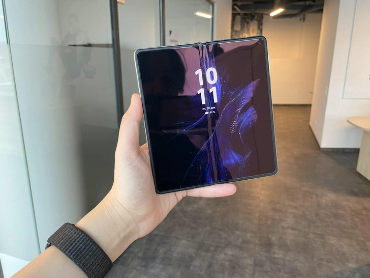 HUAWEI Mate X6