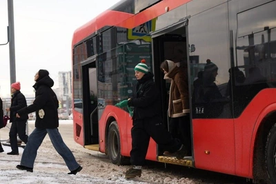 В Челябинске ребенок пострадал из-за дверей троллейбуса