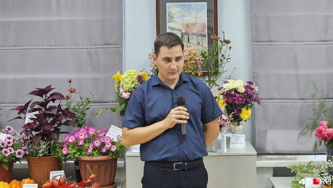 Руководитель «Клуба редких растений» Кирилл Рыбин | Источник: Дарья Никитченко / 45.RU
