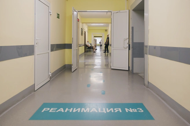 «Один в реанимации». В минздраве рассказали о пострадавших при атаке под Воронежем, где сгорели склады Wildberries | Источник: Дарья Пона / 74.RU
