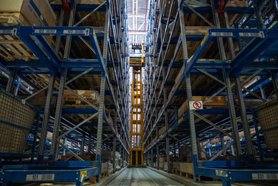 В Кузбассе досрочно открыли логистический хаб Ozon