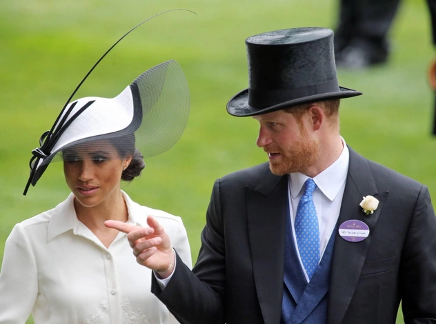 Агент 007 и девушка Бонда: Меган Маркл и принц Гарри приехали на день рождения Крис Дженнер