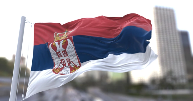 Вучич: Сербия не собирается вступать в НАТО | Источник: Aoraee / iStock