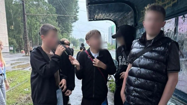 Молодежь часто катается на сцепках вагонов, чтобы снять «контент» для соцсетей | Источник: УМВД Екатеринбурга