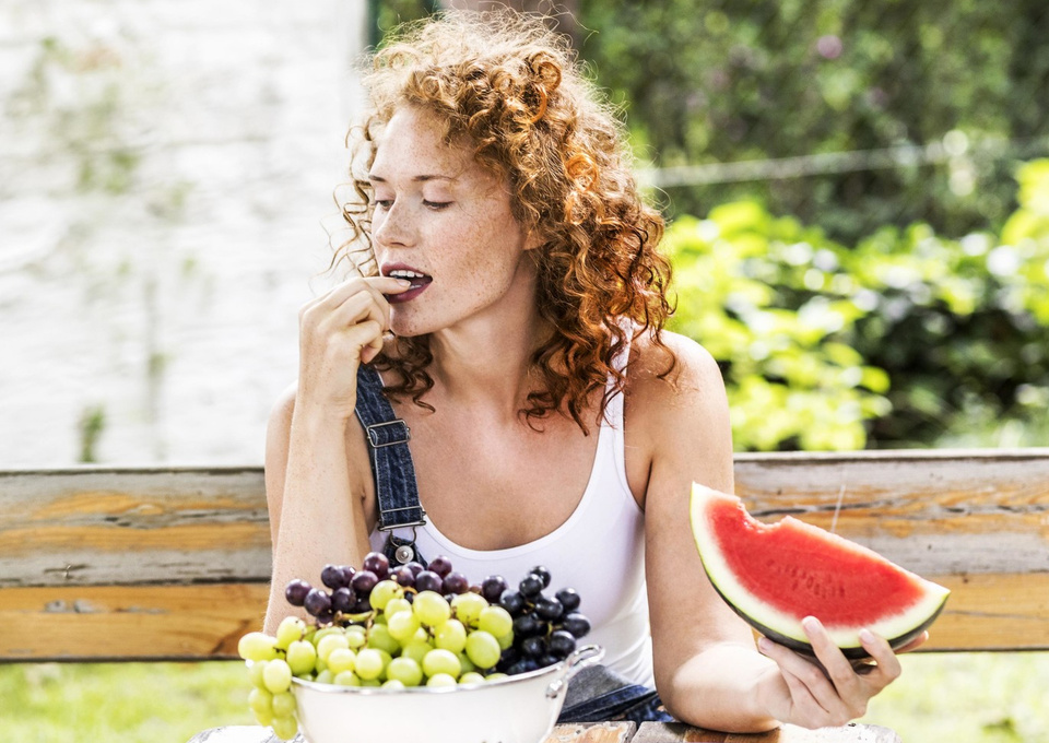 7 фруктов и ягод, которые нельзя есть каждый день (и почему)