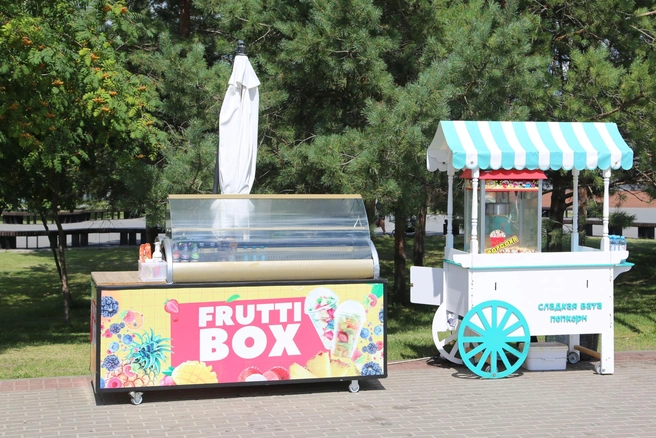 В парке можно купить свежие фрукты