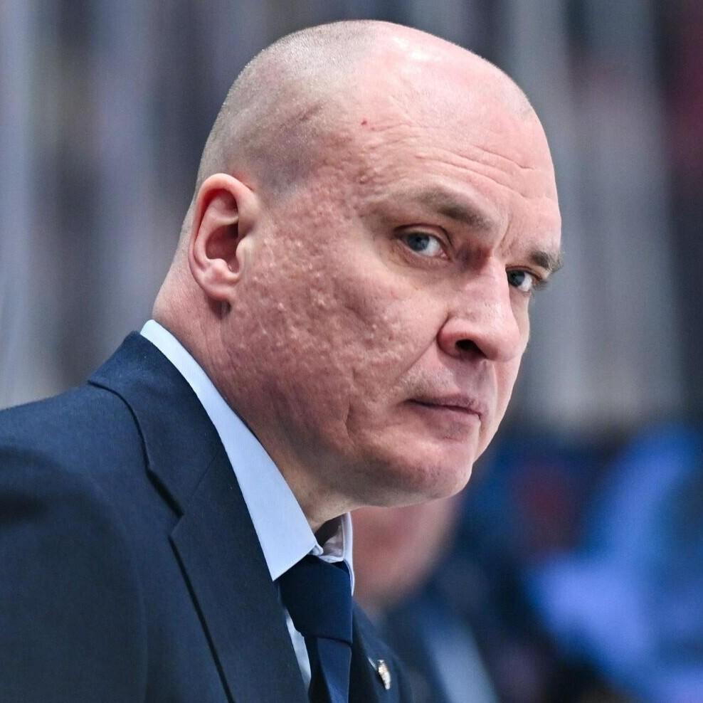 <p>Андрей Разин</p>
