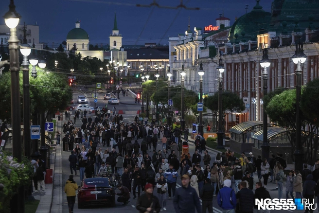 В выходные на Любинском яблоку некуда упасть | Источник: Евгений Софийчук / NGS55.RU