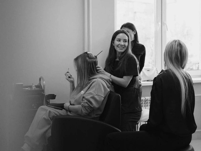 Больше десяти лет Татьяна занималась наращиванием волос | Источник: личный архив Татьяны Литвиновой