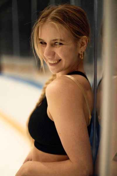 Александра Трусова | www.starhit.ru