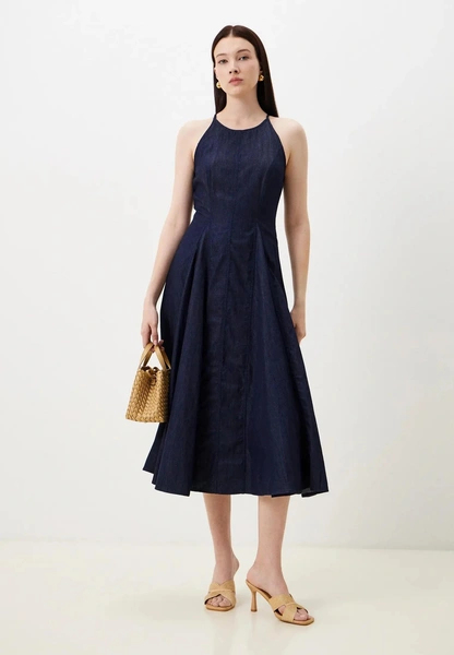 Правильные джинсы и кокетливое мини: 5 главных трендов денима 2026