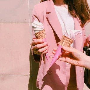Выбери картинку и получи комплимент от Elle Girl!