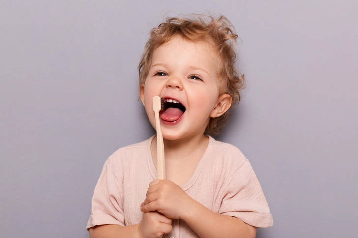 Что такое «бутылочный кариес» у детей и как его избежать | Источник: Shutterstock