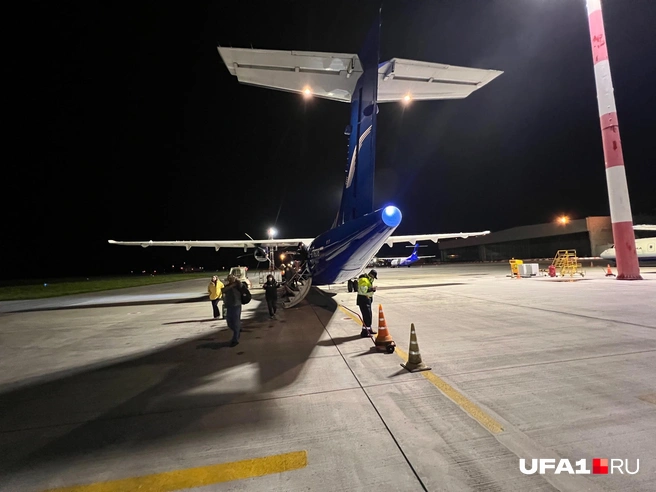 Самолёт ATR-42, используется для среднемагистральных перевозок | Источник: Андрей Бирюков / UFA1.RU