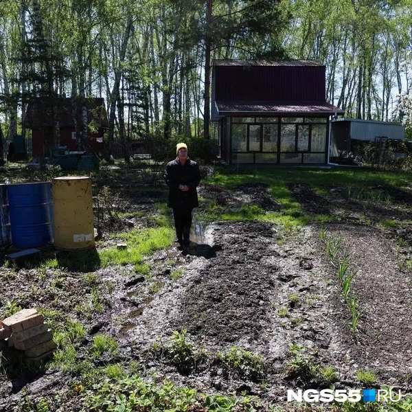 После ухода воды участок не сохнет | Источник: Евгений Софийчук / NGS55.RU