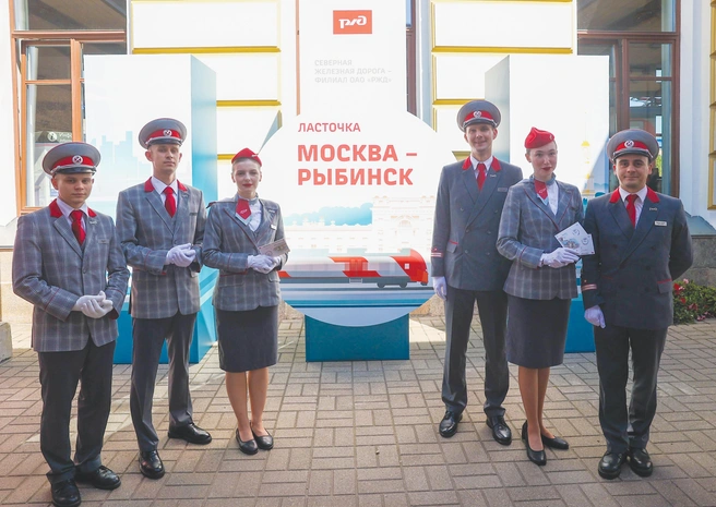 Проводники «Ласточки» | Источник: пресс-служба СЖД