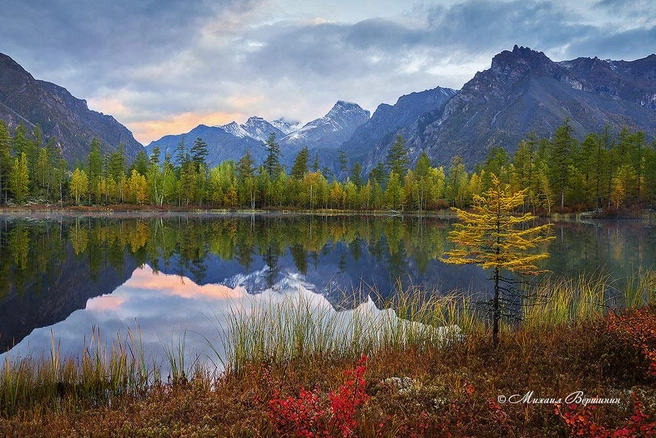 В горной тишине. Горы Кодар, Забайкальский край | Источник: Михаил Вершинин