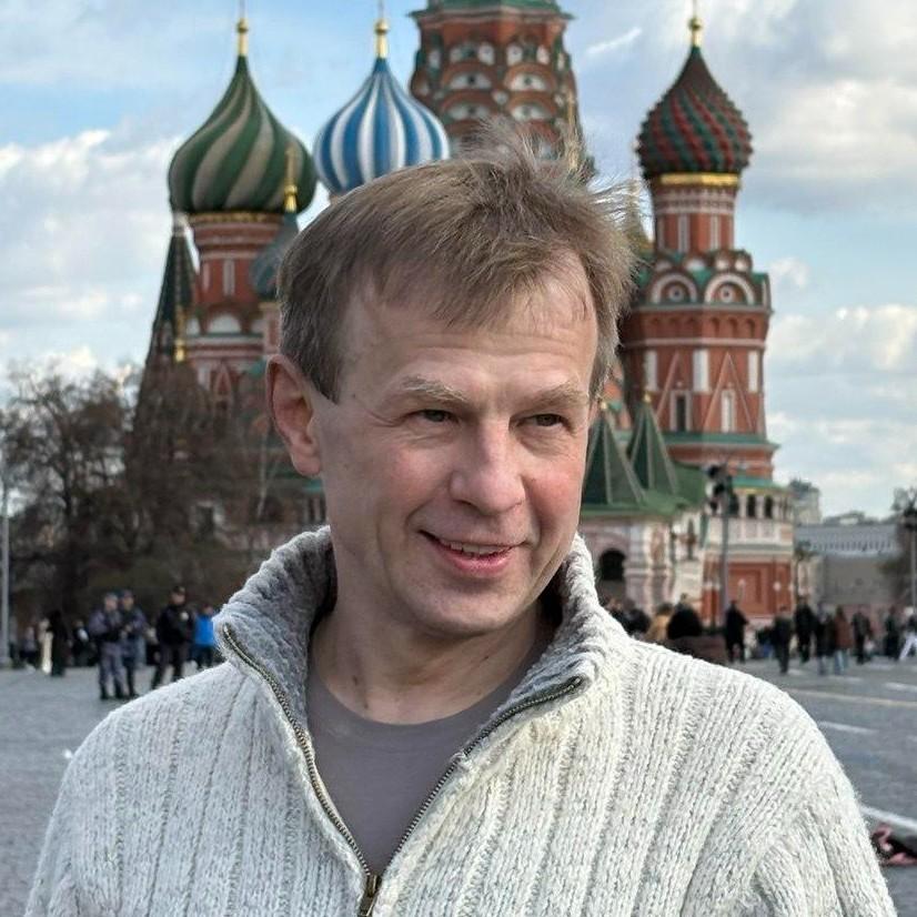 <p>Евгений Урлашов</p>