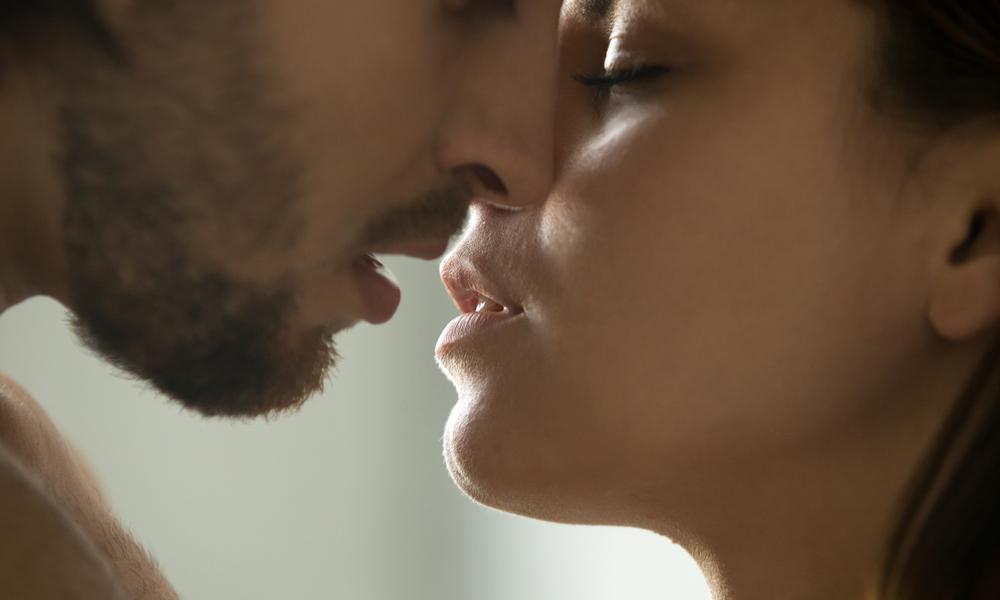 Как целоваться, чтобы это было незабываемо