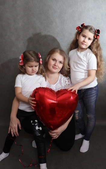 фото мам и дочерей в одном и том же возрасте | Источник: личный архив