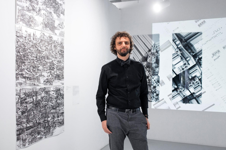 Первая в России галерея фиджитал-искусства открывает персональную выставку Кирилла Рейва