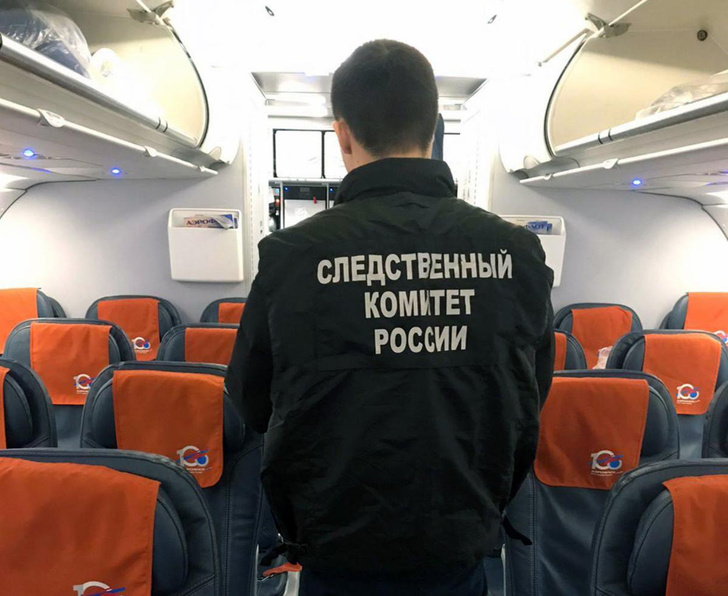 На борту самолета Москва — Барнаул умерла 49-летняя женщина — что известно о трагедии