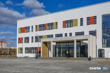 «И это здание станет намоленным местом». Обзор новой школы в Забайкальске с ноткой ностальгии | Источник: Олег Фёдоров / CHITA.RU