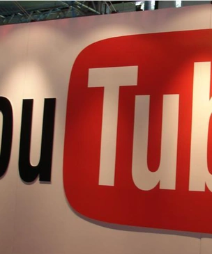 YouTube удаляет комментарии с оскорблениями Китая, хотя сервис заблокирован в Китае