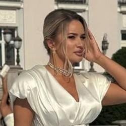 «Ясно дело, если это не Джефф Безос…»: Бушина о расчете со стороны Сердюкова, который женился на Бородиной