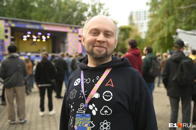 Александр с самого детства мечтал о полетах в космос | Источник: Дмитрий Емельянов / E1.RU