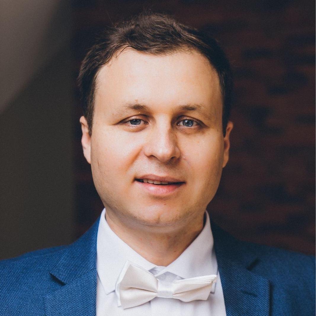 <p>Вадим Курганов</p>
