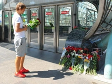 10 лет трагедии в московском метро: воспоминания выживших и тех, кто потерял близких