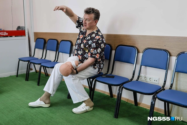 Главное&nbsp;— не переусердствовать с силой удара | Источник: Евгений Софийчук / NGS55.RU