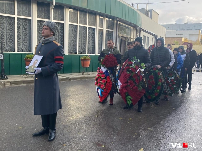 Прощание с мобилизованным волгоградцем | Источник: Ольга Цымбарович