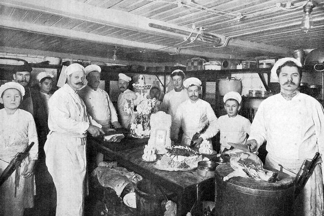 Повара в ресторане «Вена», 1903–1910 | Источник: Автор неизвестен