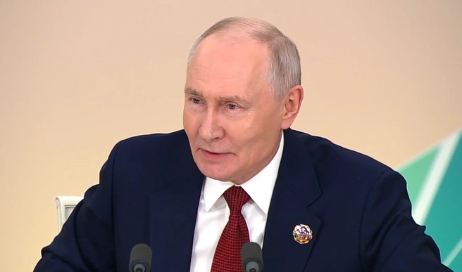 Путин: РФ будет увеличивать число африканских студентов в вузах, в том числе на бюджете | Источник: кадр из прямой трансляции