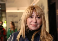 Алена Апина ушла из «Комбинации» из-за ревности: «Если сейчас не приедешь, то девчонки его быстро охмурят»