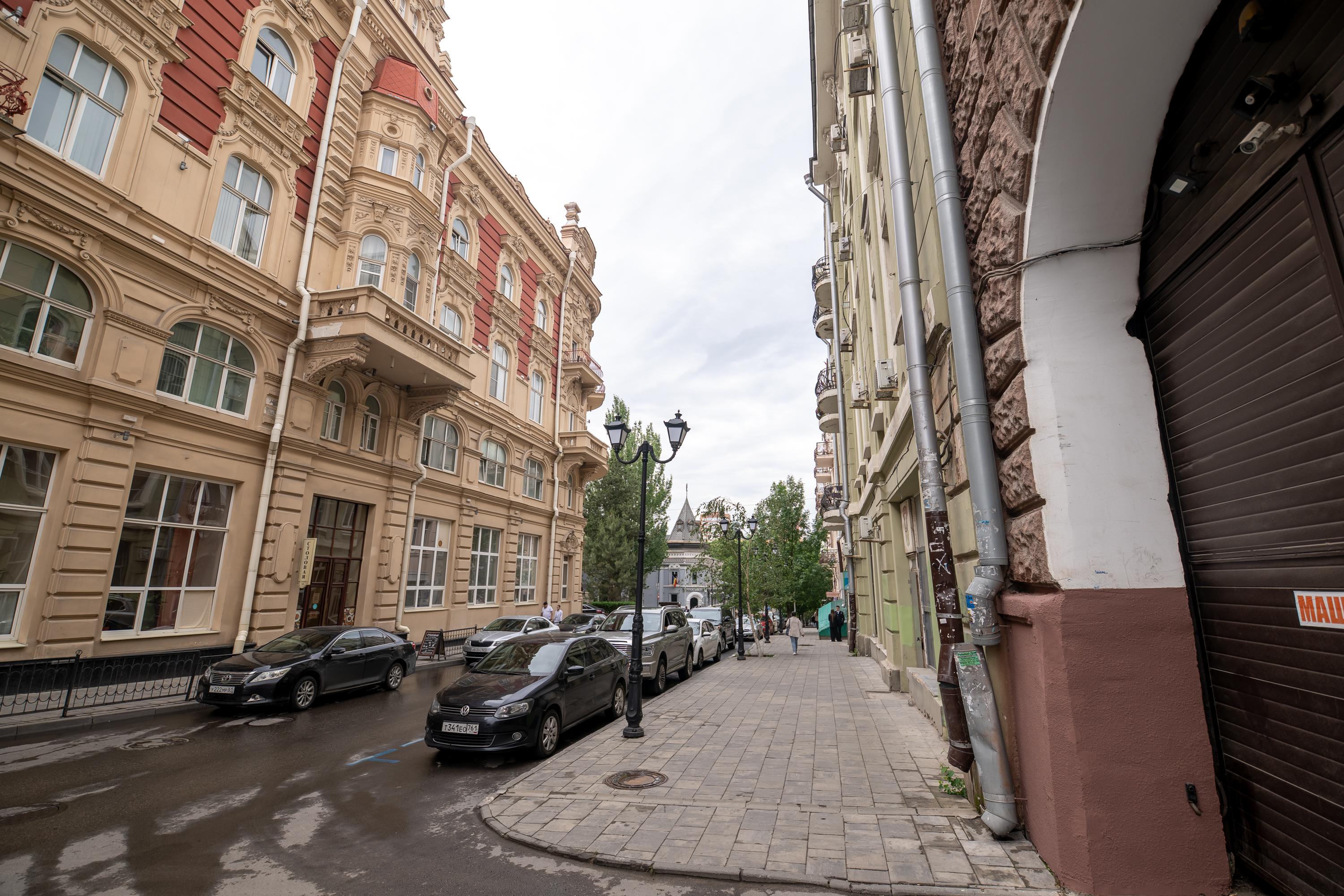 Ребята с Сельмаша, из центра и Рабочего Городка: показываем дома, где выросли Баста, Дибров и другие ростовские звезды